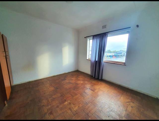 1 BEDROOM APARTMENT FOR SALE IN TOWNSEND ESTATE
